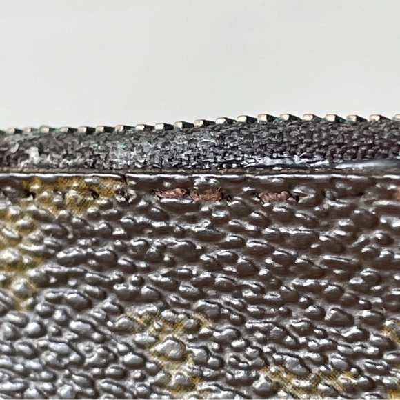 Louis Vuitton brown monogram canvas small keychain zip pouch - Picture 5 of 11